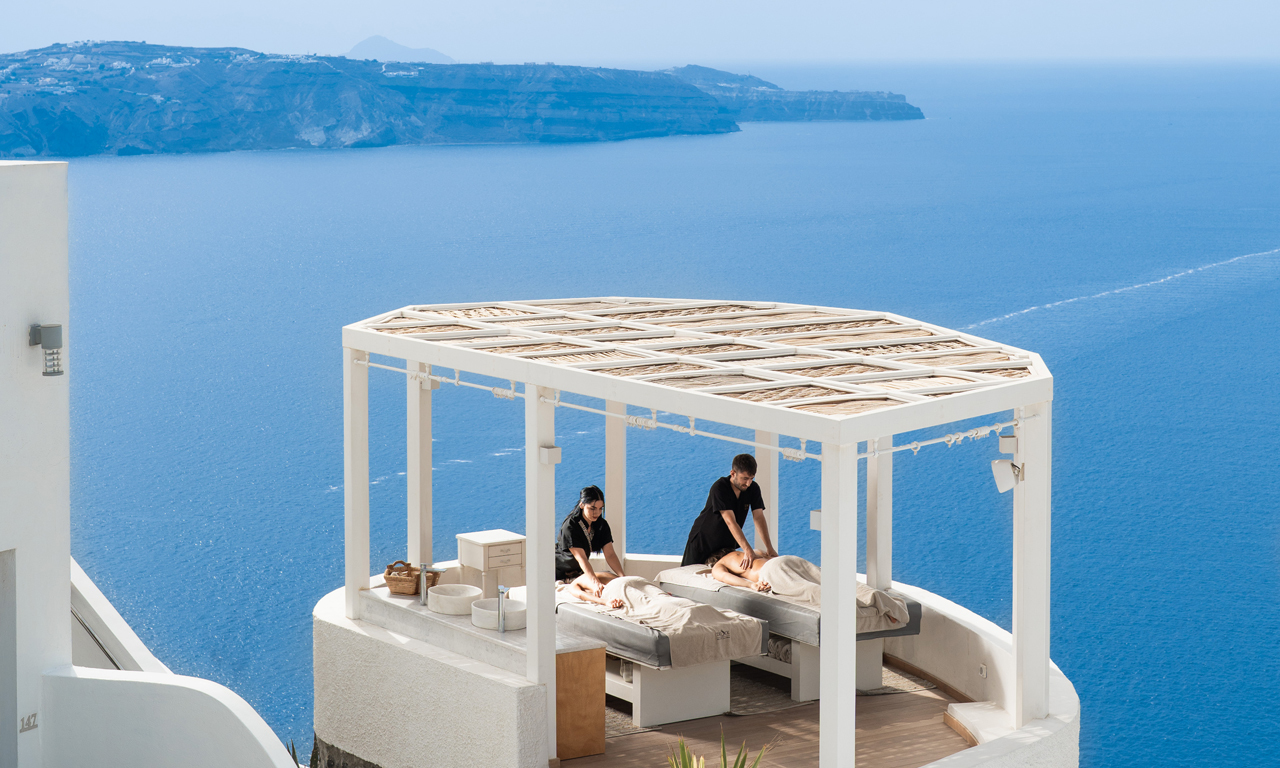 ΜΑΣΑΖ ΜΕ ΘΕΑ ΚΑΛΝΤΕΡΑΣ